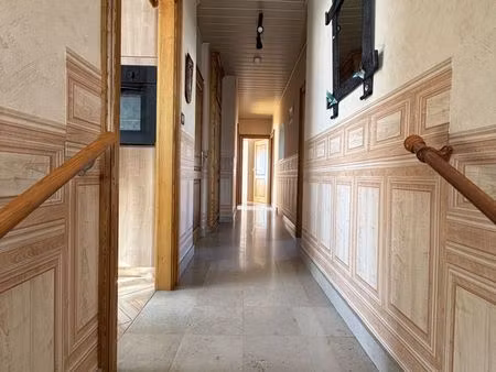 maison 6 pièces 94 m²