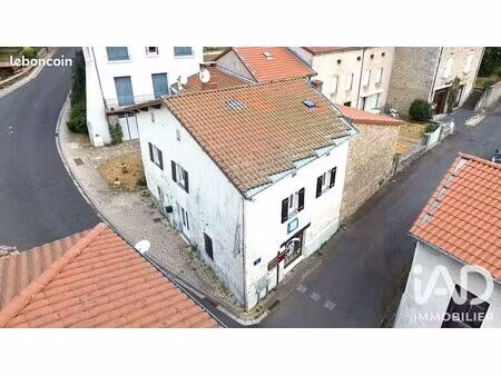 maison de village 3 pièces 132 m²
