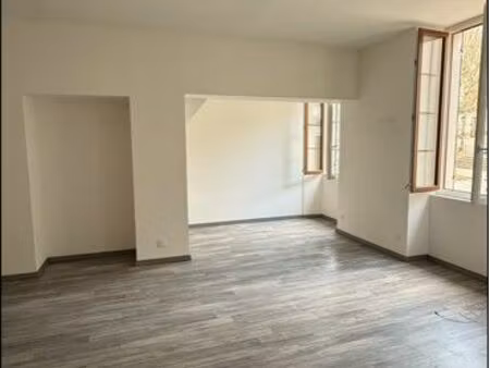 appartement centre ville dieulefit