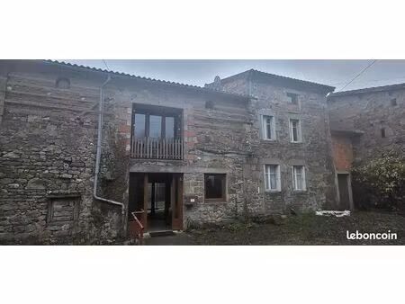 authentique maison en pierre à fort potentiel