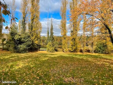 terrain 1 371 m² ferriere sur beaulieu