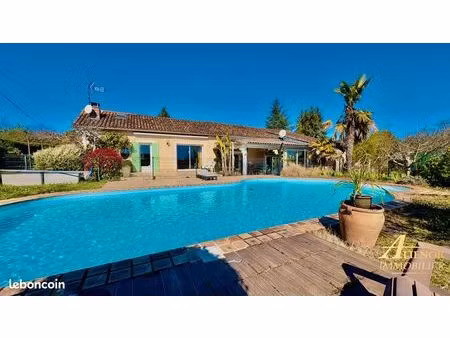 propriété 7 pièces 182 m²