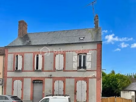 immeuble 10 pièces 220 m²