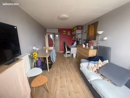 t2 meublé 54m² – métro 1 min – ascenseur – idéal investissement locatif – vente directe sa