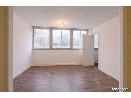 bureaux 40 m² quimper