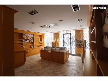 local commercial 120 m² valence