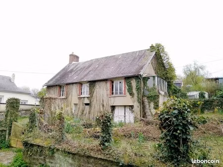maison ancienne - pavillon de presque plain pied - a renover