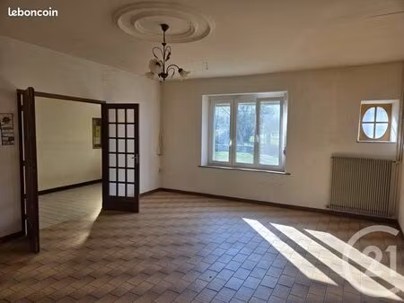 maison de village 4 pièces 167 m²