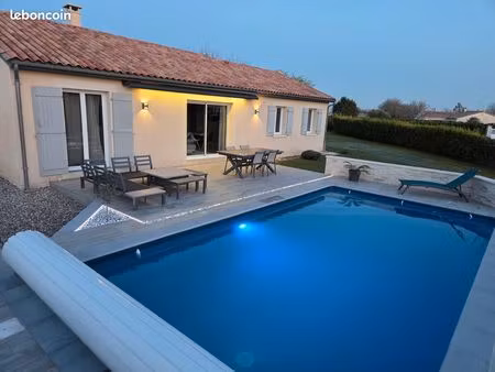 maison toute equipee 4 chambres piscine