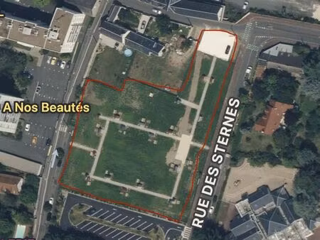 terrain de loisirs avec rendement locatif
