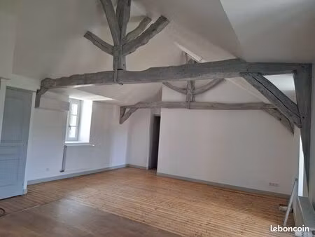 a louer t2 entièrement rénové