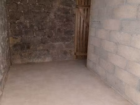 cave à louer 7.4m2
