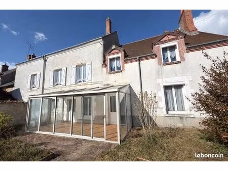maison 7 pièces 203 m²