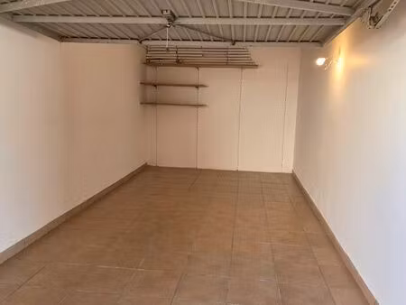 garage 17 m2