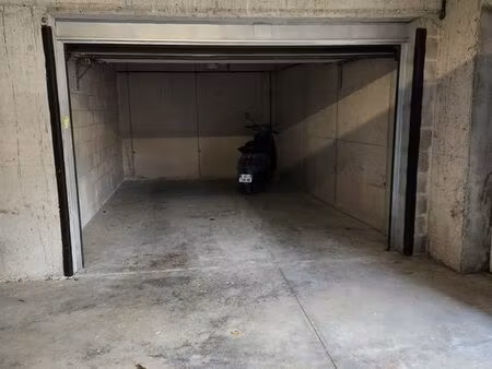 garage 18 m2