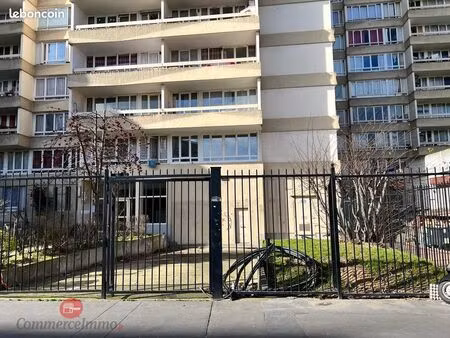 local commercial 800 m² aubervilliers