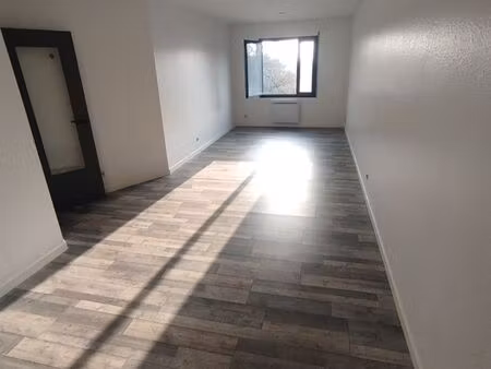 local commercial 53m2