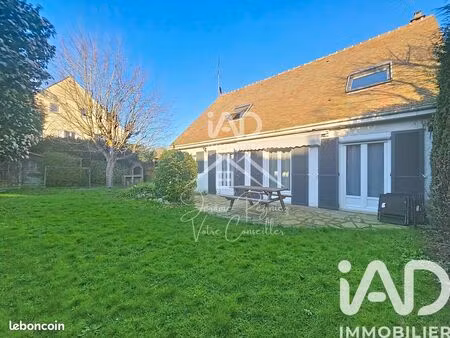 propriété 6 pièces 145 m²