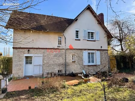 maison 5 pièces 105 m²