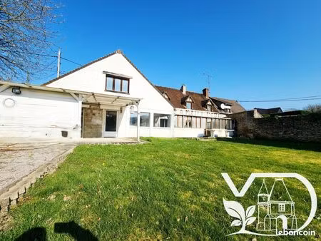 maison 5 pièces 150 m²