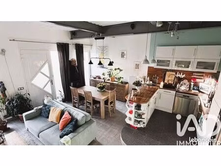 loft/atelier/surface 5 pièces 74 m²