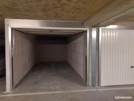 garage box au centre de plaisance du touch