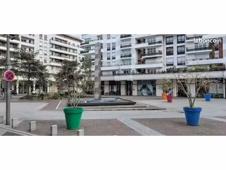 local commercial 40 m² bois colombes