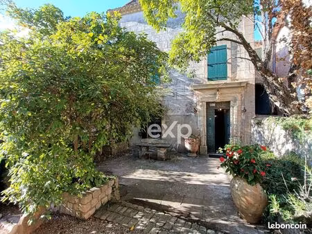maison 7 pièces 250 m²