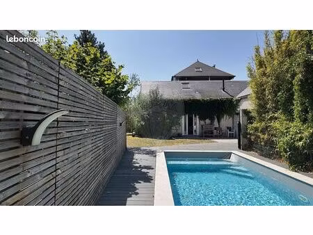maison 6 pièces 188 m²