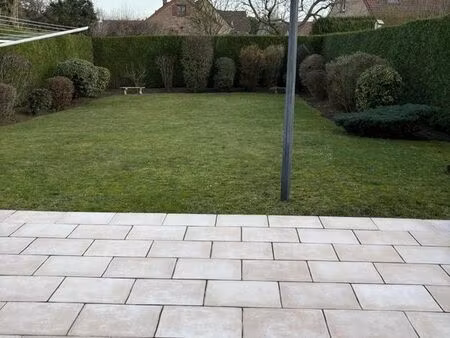 pavillon 6 pièces 99 m²