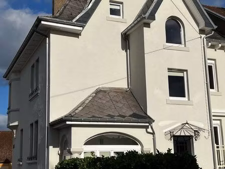 maison de ville rénovée proche aeroparc