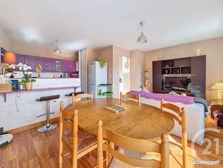 appartement 2 pièces 53 m²