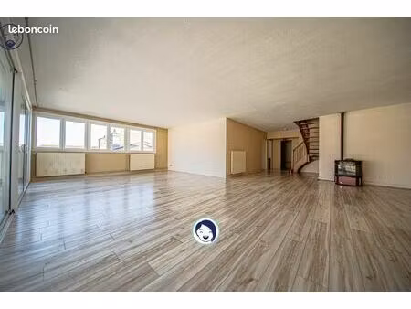 duplex 4 pièces 151 m²