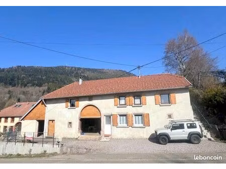 maison 2 pièces 105 m²