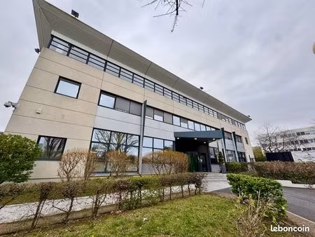 bureaux 550 m² gennevilliers
