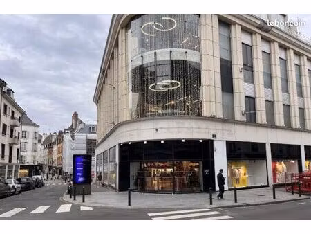 fond de commerce immeuble entier