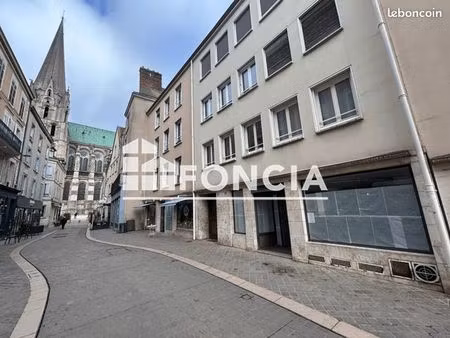 local commercial 86 m²