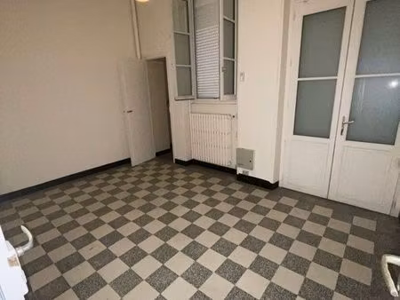 local commercial ou bureau