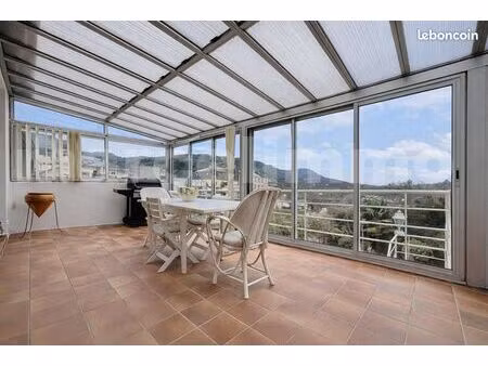 maison 7 pièces 245 m²