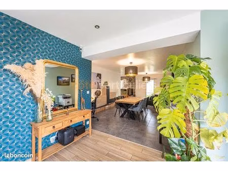 maison 5 pièces 110 m²