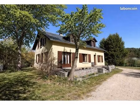 maison 9 pièces 160 m²