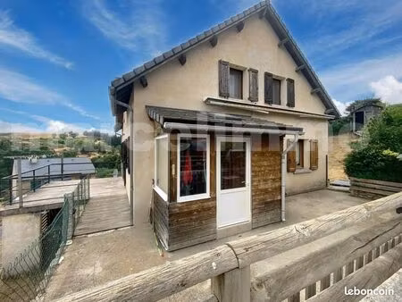 villa 8 pièces 249 m²