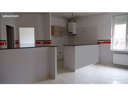 grand f2  dispo de suite a creutzwald