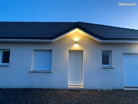 maison contemporaine de plain-pied - artigueloutan