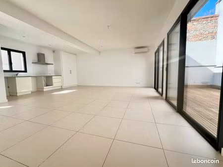 maison t3 de 80 m² avec terrasses et parking