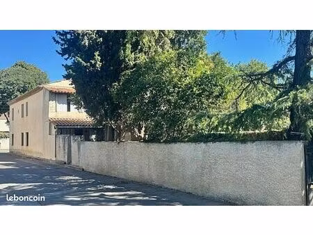 maison de ville 135 m² sur 420 m² à baillargues (34670)