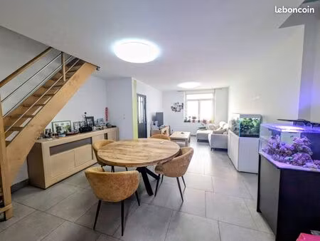 propriété 5 pièces 125 m²
