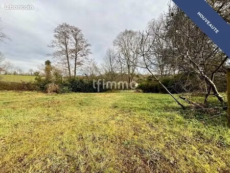 terrain 1709 m² lacommande