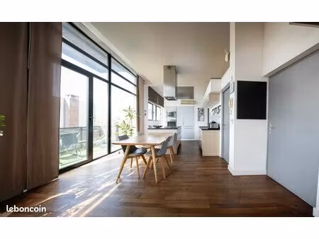 magnifique loft/atelier centre-ville