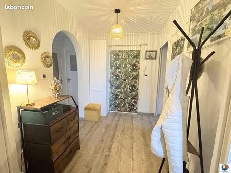 appartement 3 pièces 65 m²